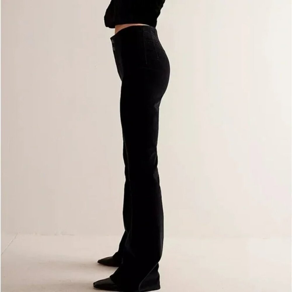 023 We The Free Jayde Cord Flare Jean in Black NWT Size 31 - Picture 5 of 11